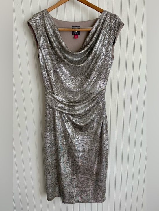 Vince Camuto Dresses & Skirts - Vince Camuto Silver Metallic Midi Dress Size 6